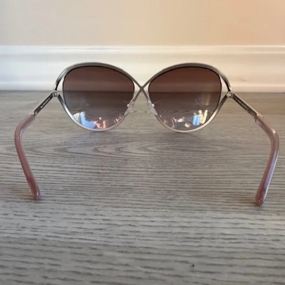 Tom Ford Sienna Round Frame Sunglasses, Silver/Light Pink  display picture 2
